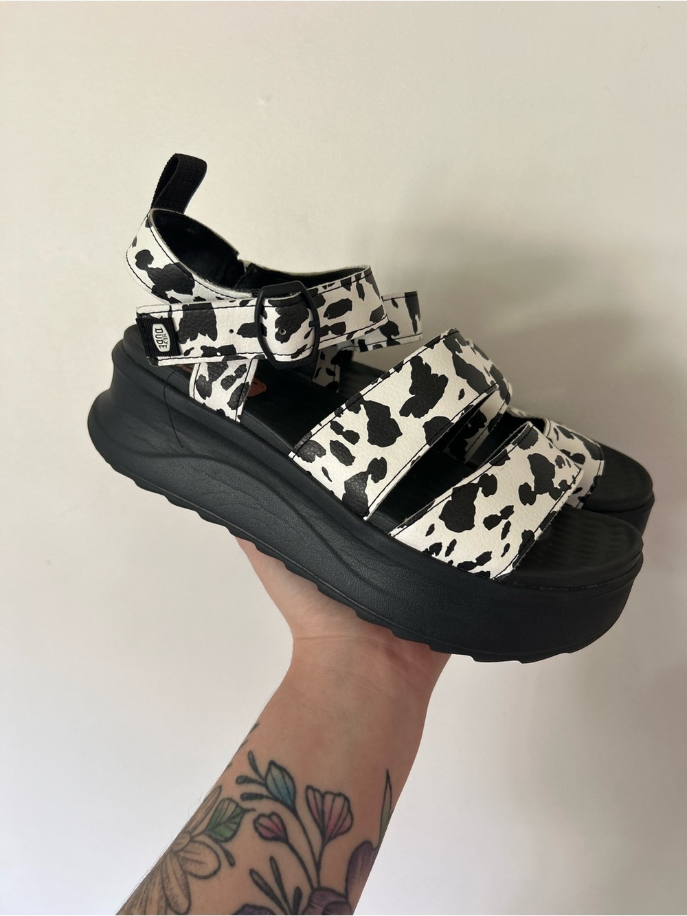 Hey Dude Delray Buckle Black Cow (Women's) Size 9